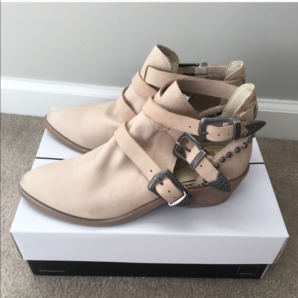 Dolce Vita Sand Nubuck Spur Booties 7.5 and 8.5